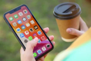 deleting apps on iphone guide
